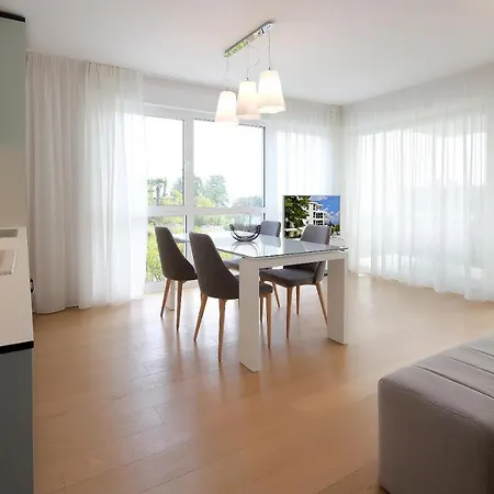 Apartment New With Swimming Pool Near The Icici