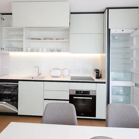 Apartment New With Swimming Pool Near The *