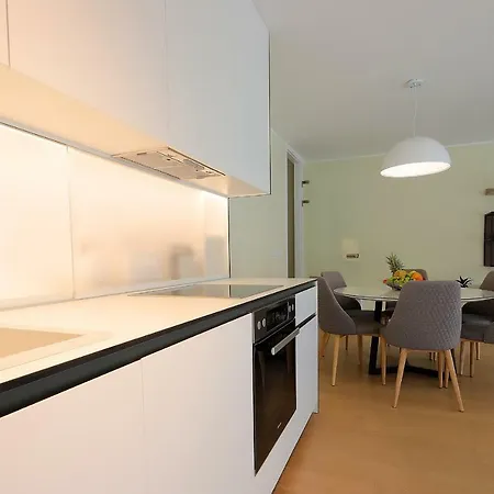 Apartment New With Swimming Pool Near The